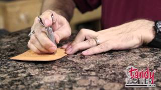 Learning Leathercraft with Jim Linnell, Lesson 2: Using A Swivel Knife