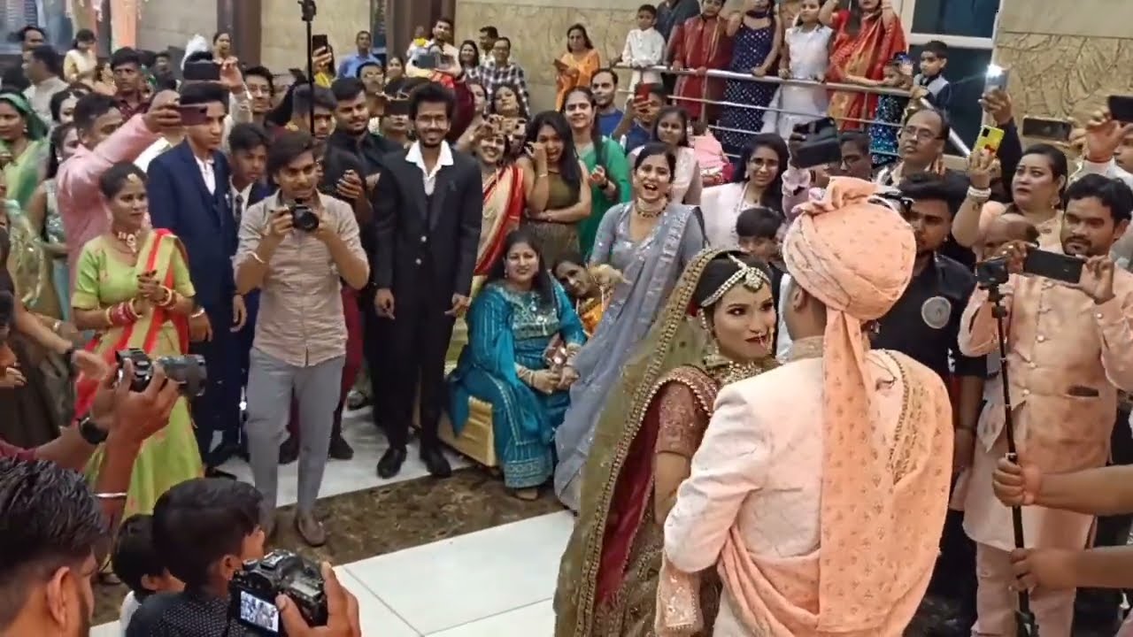 Bride🎉 And Groom🎊😍😍😍 Dance#love Marriage# Groom Welcome Dance,👰🤵 - YouTube