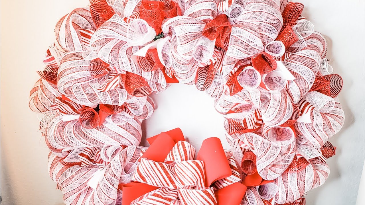 DIY: Christmas Peppermint Deco Mesh Ribbon Wreath || Large Poofy Method ...