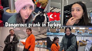 Turkey Airport per prank hogya | sab pareshan | Rabia Faisal | Sistrology