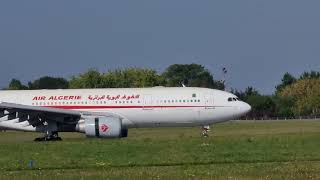 Atterrissage du vol AH1010 en provenance d'Alger a Orly (09/10/21) 7T-VJZ A330-200