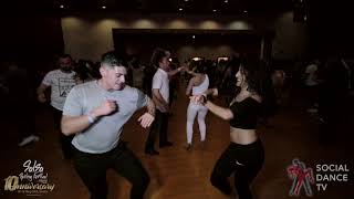 Ricardo Vega \u0026 Elnaz Elie - Salsa social dancing at the Salsa Spring Festival 2019