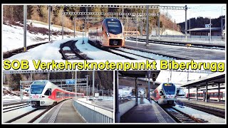 Viele SOB Züge beim Bahnhof (Verkehrsknotenpunkt) Biberbrugg, Kanton Schwyz, Schweiz 2022