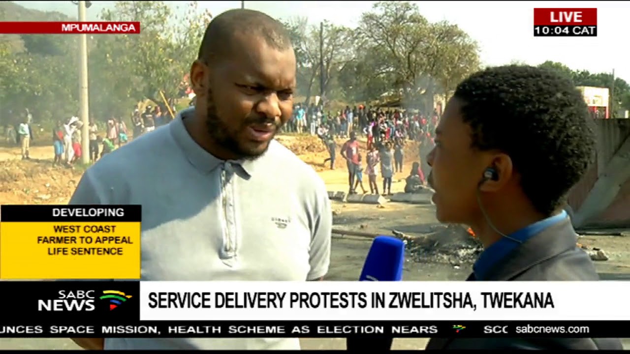 Service Delivery Protests In Zwelitsha, Twekana - YouTube