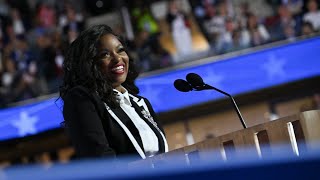 Rep. Jasmine Crockett shows off alliteration to end DNC speech