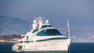 An amazing collection of photos of the $180,000,000 yacht YAS