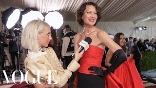 Shalom Harlow on Her 14-Foot Long Met Dress | Met Gala 2022 With Emma Chamberlain | Vogue
