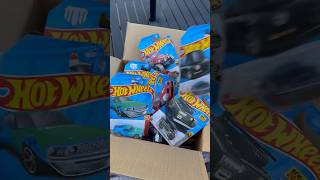 The Super went flying…Hot Wheels 2023 Q Case. #hotwheels