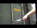 How to open a shipping container