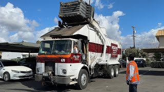 Edco Disposal- 1994 WX Maxon Front Loader