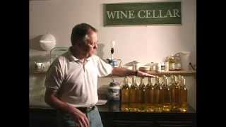 331 0006 Winemaking 101 Bottling