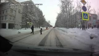 opapopa com ua Mother lost her child in a crosswalk