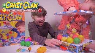 CRAZY CLAW Arcade Game CHALLENGE en Famille • Bonbons Etranges et Surprises - Studio Bubble Tea