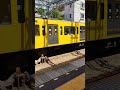 【実写】連続したs字カーブで下落合駅を通過する西武2000系 japanese train seibu 2000 series shorts