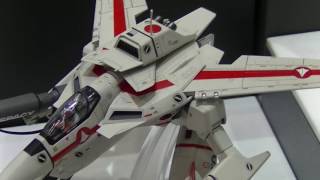 VF-1J/A ガウォーク バルキリー：【HASEGAWA】VF-1J/A GERWALK VALKYRIE