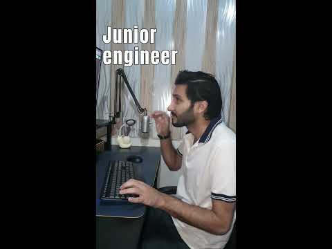 Senior Programmers Vs Junior Developers #shorts - YouTube