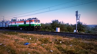 #shorts| HOWRAH-CSMT weekly with TRI color 🇮🇳Santragachi WAP7|#railfan