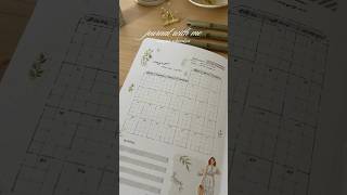 how to create an august calendar in your bullet journal 🌿