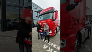 Очередная выдача тягача Dongfeng GX нашим клиентам.