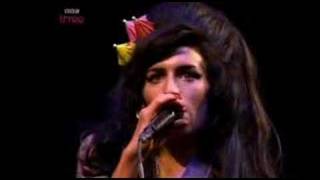 Amy Winehouse - Just Friends @ Glastonbury '08