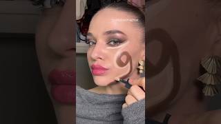 OMG Viral face Contouring Hack 😱😲#shorts #youtubeshorts #fyp #diy #hack #shortsviral