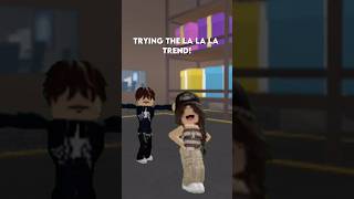 trying the la la la trend #roblox #robloxshorts #fypシ゚ #shorts #trend #greenscreen #robloxtrend