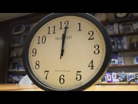 How To Setup an Analog Atomic Wall Clock How To Setup an Analog Atomic Wall Clock