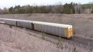 CN X371 autorack train at Beare, pt. 2