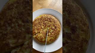 Tortilla de Patatas (spanische Kartoffelomelett)