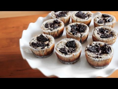 Mini Oreo Cheesecakes | SweetTreats Mini Oreo Cheesecakes | SweetTreats