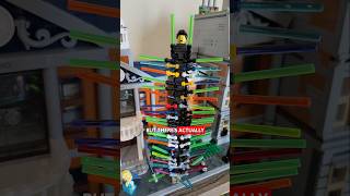 How many lightsabers can 1 minifig hold?? - Part 2