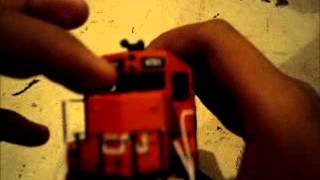 Unboxing a CN GP38-2 by Athearn