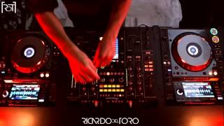 Ricardo del Toro - Groove Tech House Set Dic2K13