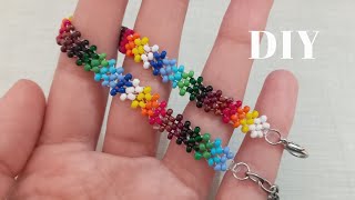 How to make a colorful and easy seed bead bracelet