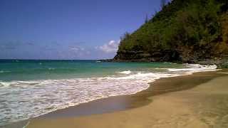 Hanakapi'ai Beach on the Kalalau Trail on Kauai's Nāpali Coast [HD]