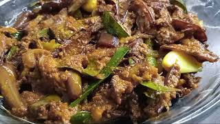 කහ  බතට ගැලපෙන රසවත්  වම්බටු  පැහිය👍How to make easy and delicious  fried  eggplant curry recipes