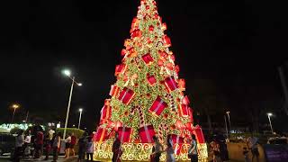 Stunning Christmas tree in Kuching 2024（古晋最漂亮的圣诞树 )#thespring #La Promenade