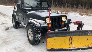 WALK AROUND of Snow Mater the ‘95 Jeep YJ snowplow.