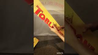 Giant TOBLERONE (4.5Kg) Unboxing