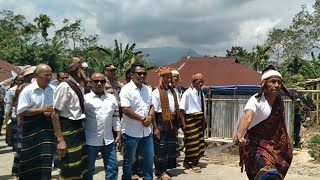 Penyambutan Wakil Bupati  Ende Bersama Rombongan Di Kampung Adat Wolobalu Desa Maurole Selatan