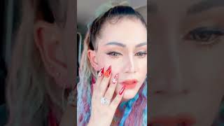 #shorts  #tiktok របៀបរចនាម៉ូតក្រចកសម្រាប់បិទលើដៃ ដែលមានភាពទាក់ទាញនិងងាយស្រួល