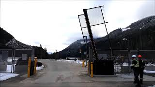 M30 Chain Link Open Close Secure