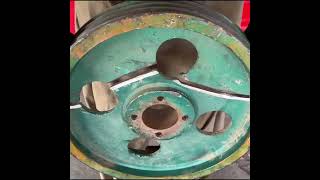 How a Mechanic’s Extraordinary Skills Brought a Broken Thresher Pulley Back to Life | Magical Hands