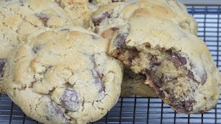 Chocolate Chip Cookies-New York style Cookies کوکی بسیار خوشمزه با شکلات -کوکی شکلاتی