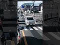 【衝撃映像・閲覧注意】車に次々と轢かれる女子高生…