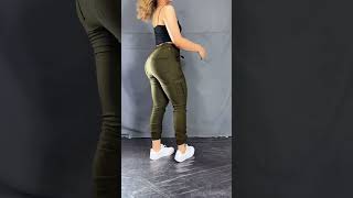 Redefine comodidad y estilo con nuestros joggers cargo corte colombiano