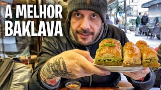 Eating the most famous BAKLAVA in TURKEY 🇹🇷