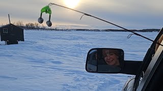 Ice Fishing fr The Truck / Bacon Wrapped \u0026 Beer Battered Walleye | S9:E8 | WOOOOO FISHING!!!!!