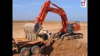 Hitachi Zaxis 850, Terex TA40 \u0026 CAT 740 Dumper / BAB A 71, Mellrichstadt, Germany, 15.09.2003.