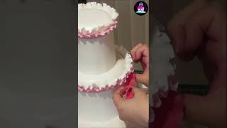 Frills and Ruffles for Cakes